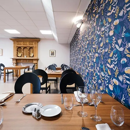 Szálloda Domaine De Pousinies